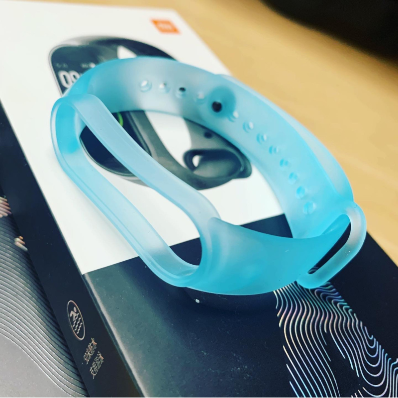 Ремінець до браслету фітнес-трекеру Mi Band 5 силікон прозорий блакитний Ремінець до браслету фітнес-трекеру Mi Band 5 силікон прозорий блакитний